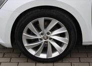 Škoda Superb 9