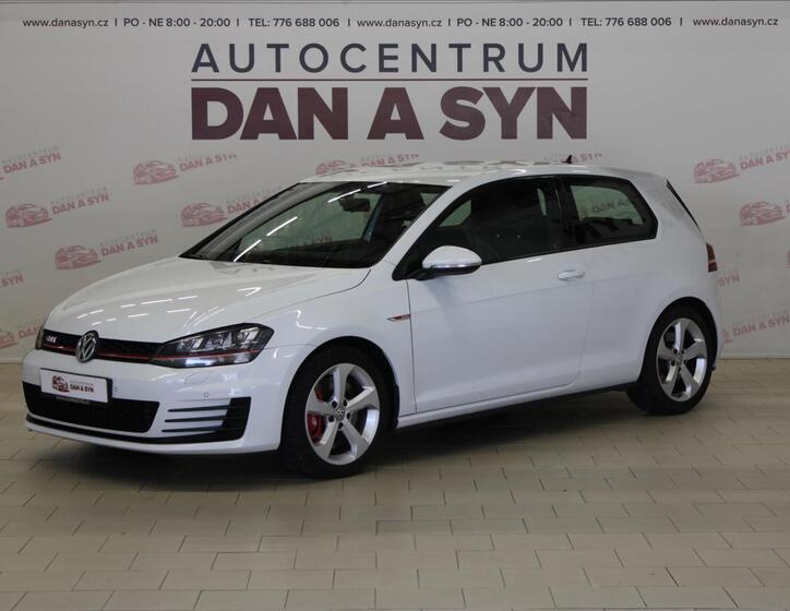 Volkswagen Golf 1