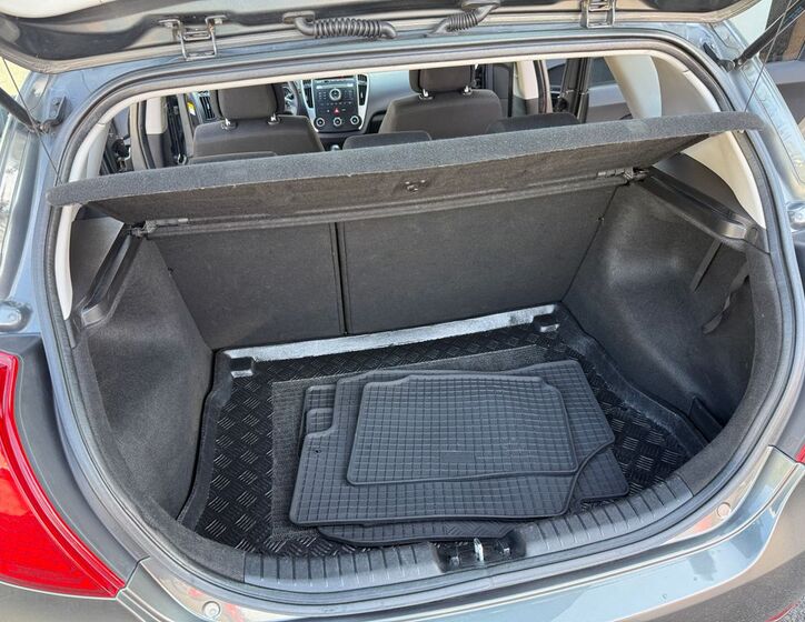 KIA Ceed 12