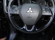 Mitsubishi Outlander 31