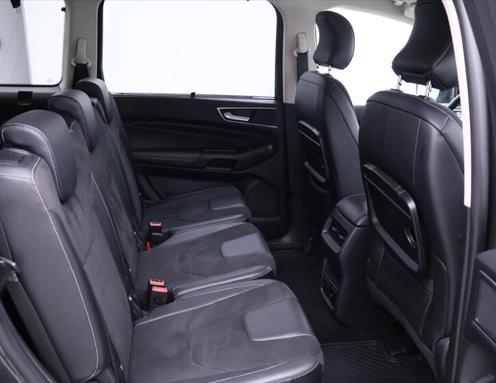 Ford Galaxy 15