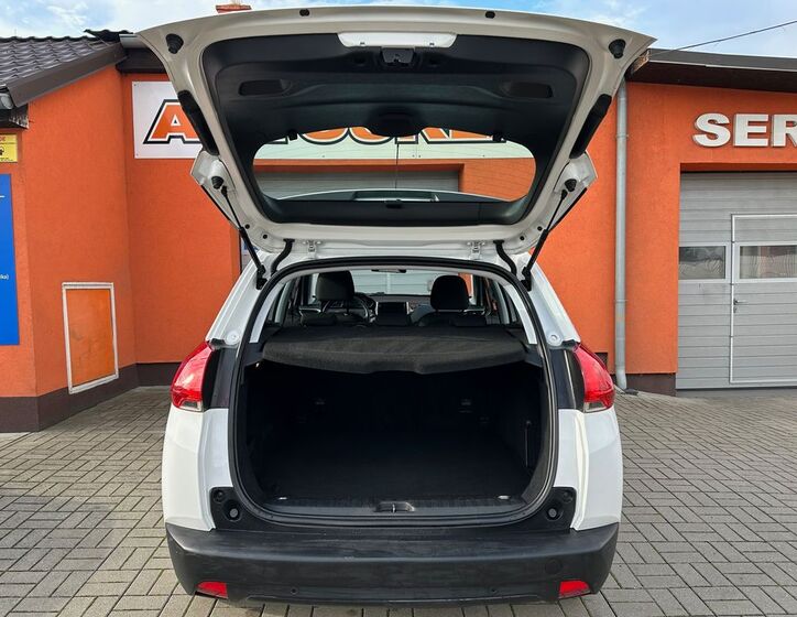 Peugeot 2008 7