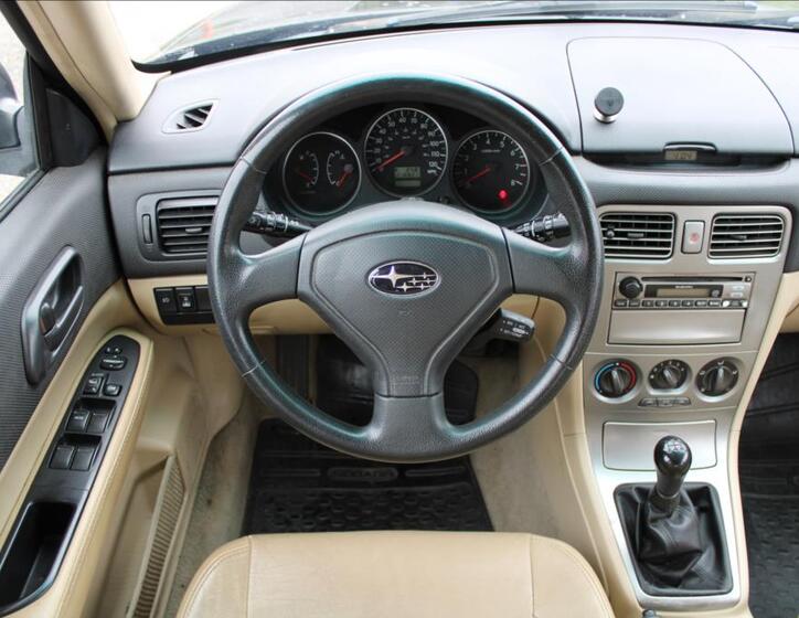 Subaru Forester 12