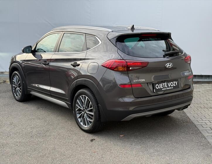 Hyundai Tucson 4