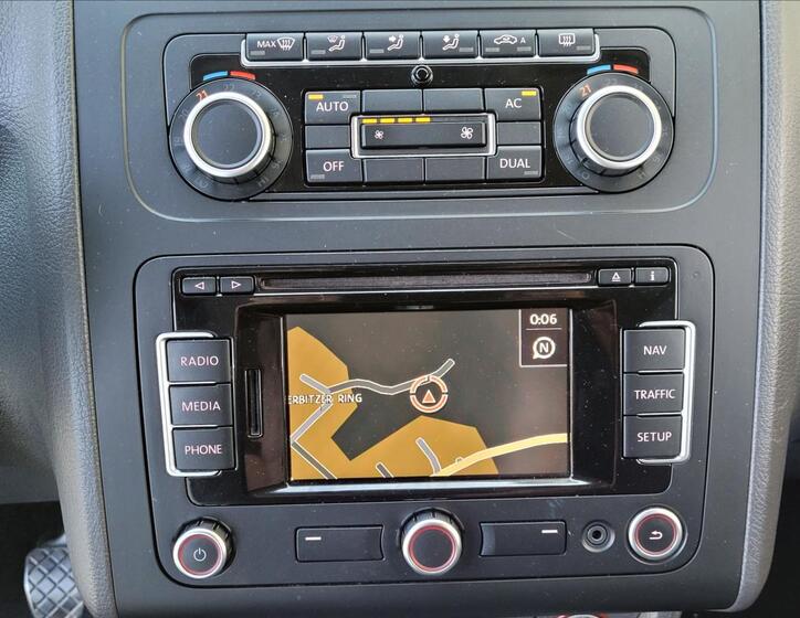 Volkswagen Touran 32