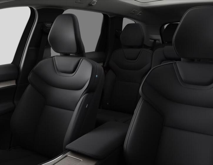 Volvo EX90 10