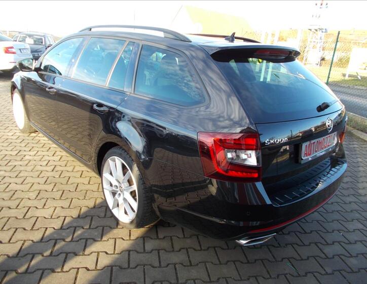 Škoda Octavia 12