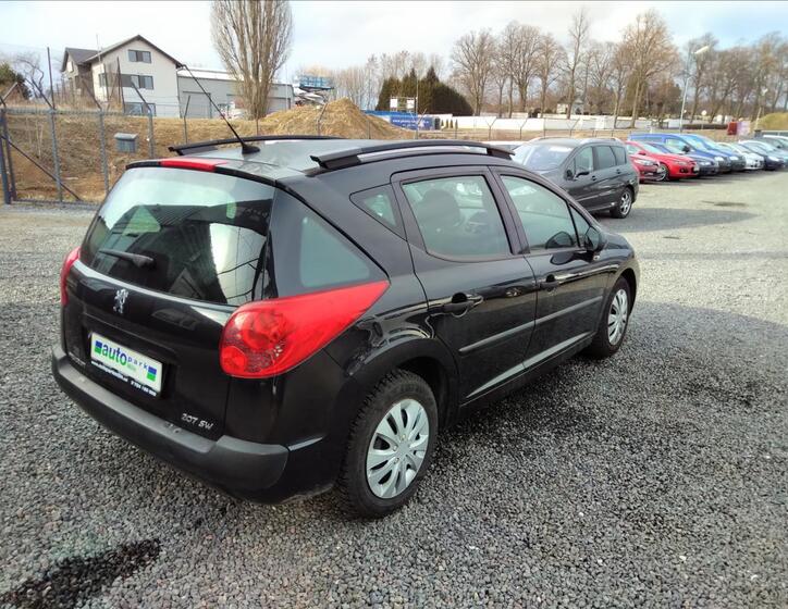 Peugeot 207 4