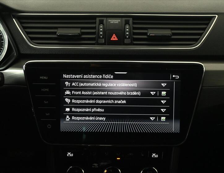 Škoda Superb 21
