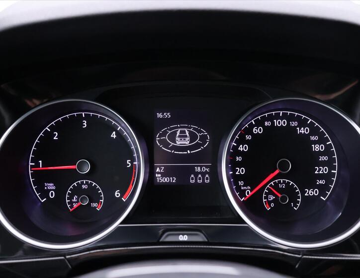 Volkswagen Touran 20