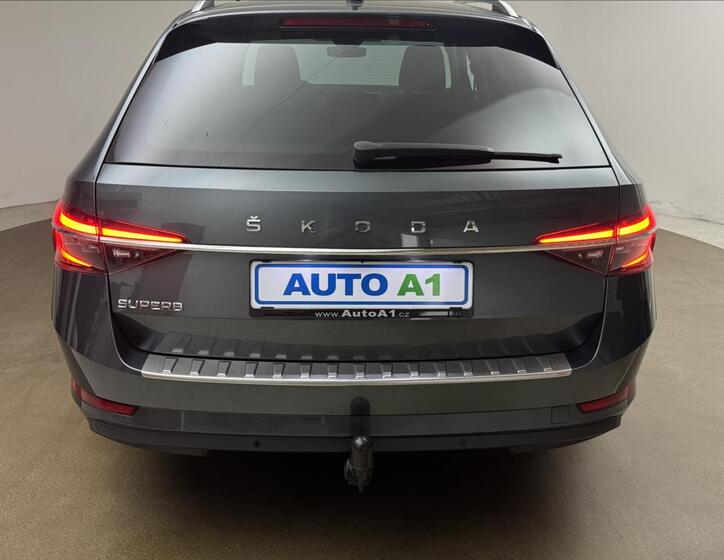 Škoda Superb 47