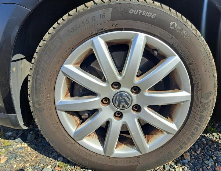 Volkswagen Golf 33