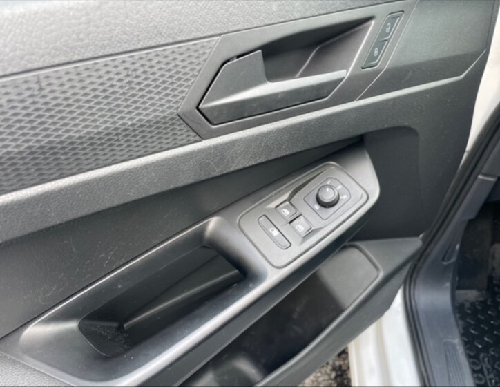 Volkswagen Caddy 11