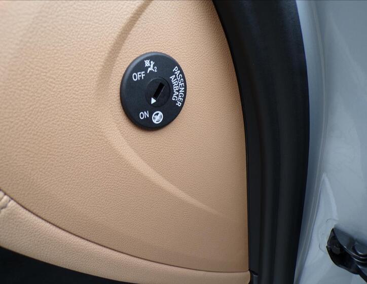 BMW Řada 7 36