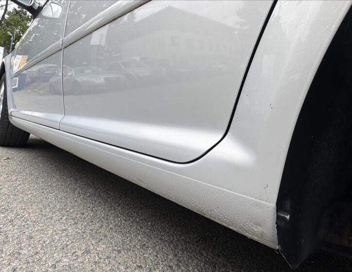 Volkswagen Golf 23