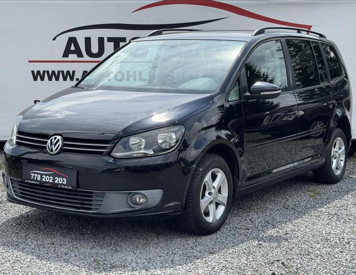Volkswagen Touran 1