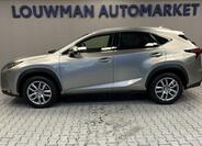 Lexus NX 300h 3
