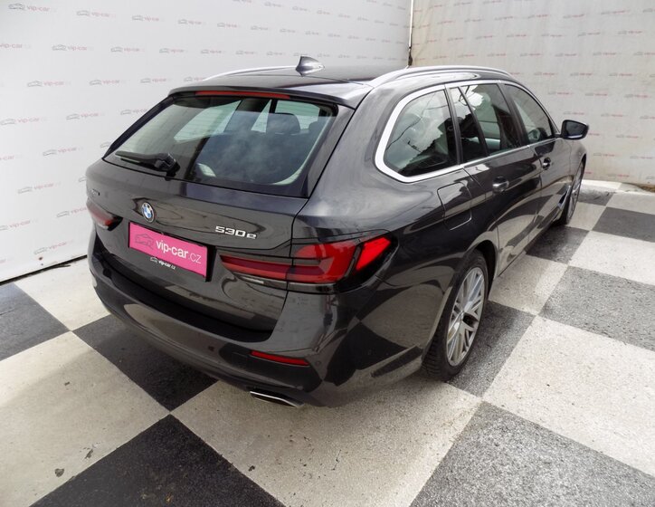 BMW Řada 5 7