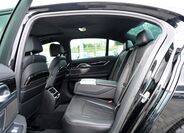 BMW Řada 7 29