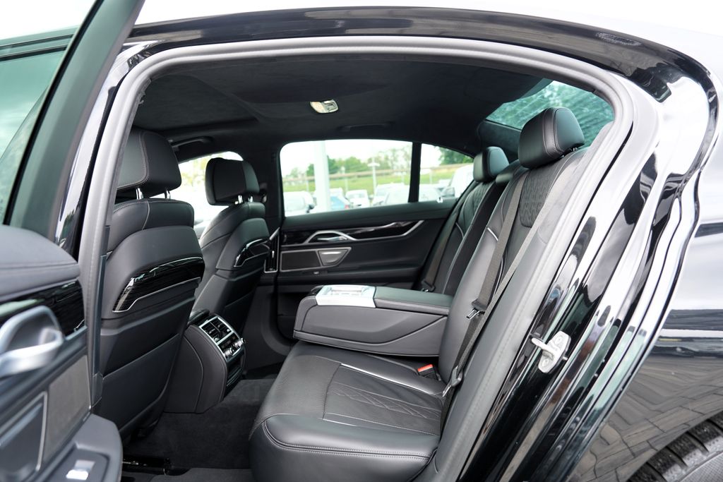 BMW Řada 7