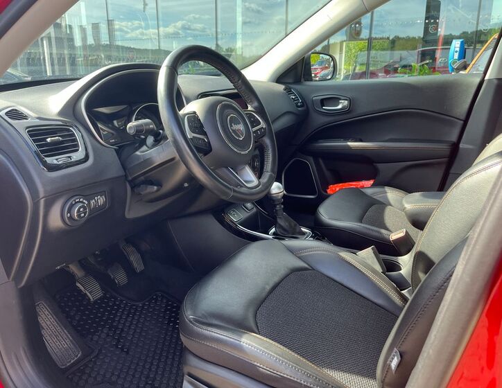 Jeep Compass 5