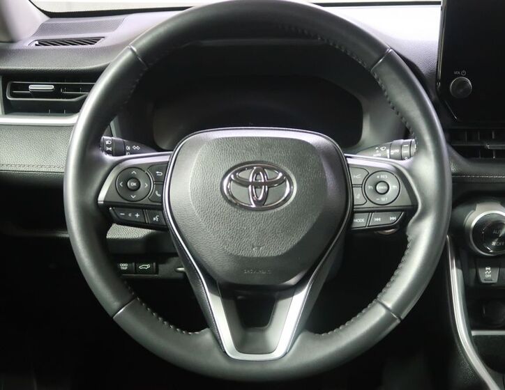Toyota RAV4 15
