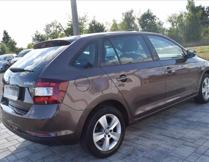 Škoda Rapid 5