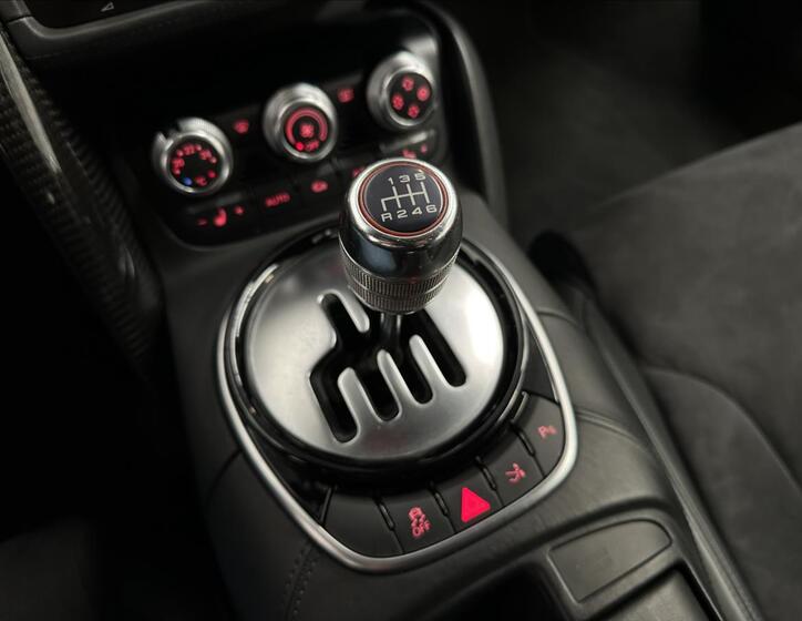 Audi R8 8