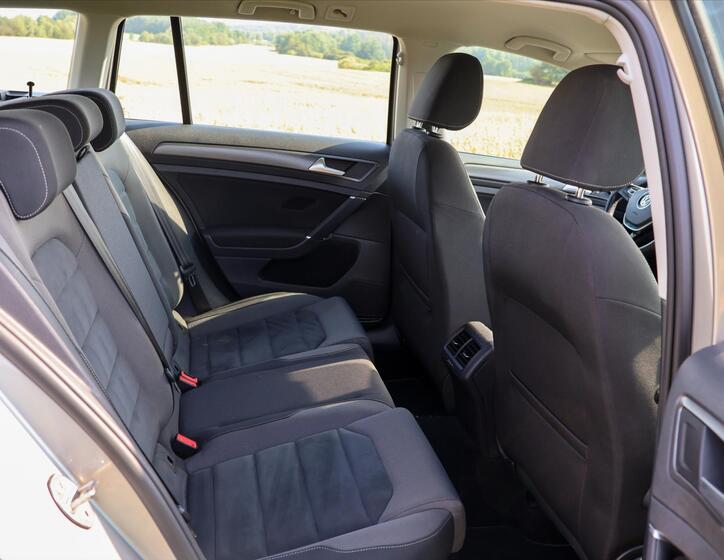 Volkswagen Golf 14