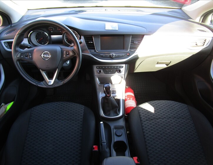 Opel Astra 7