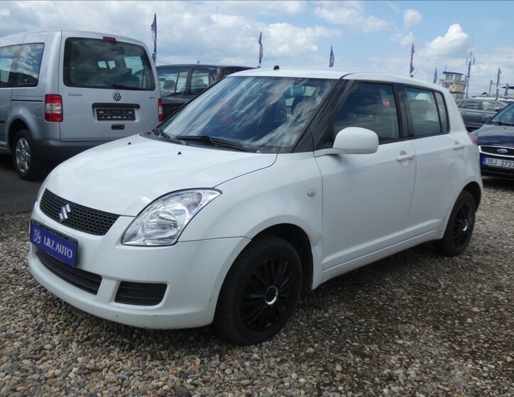 Suzuki Swift 1