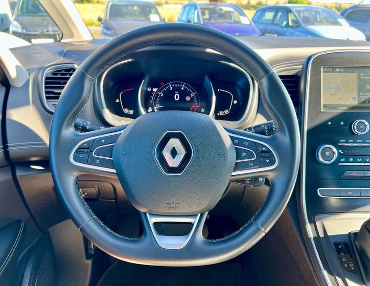 Renault Scénic 9