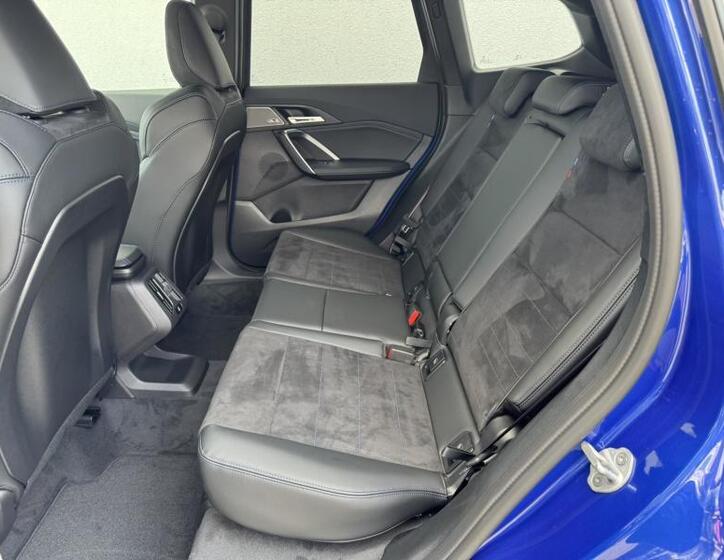 BMW X1 7