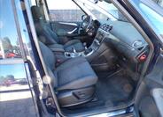 Ford S-MAX 21