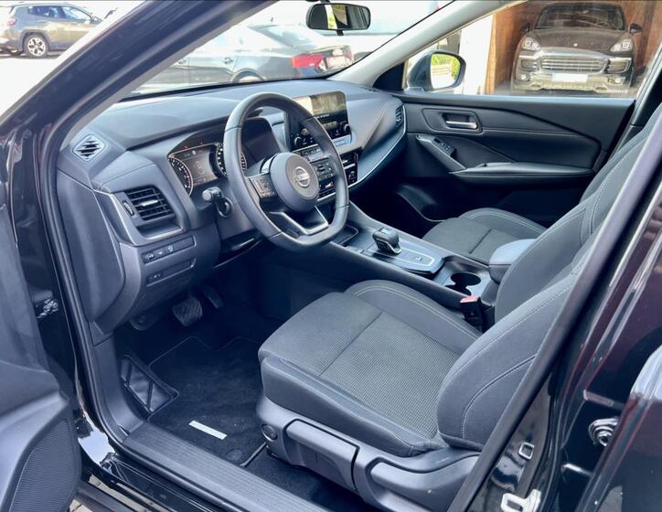 Nissan Qashqai 11