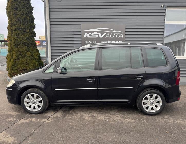 Volkswagen Touran 6