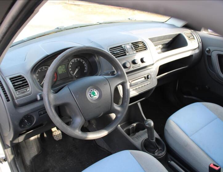 Škoda Roomster 11