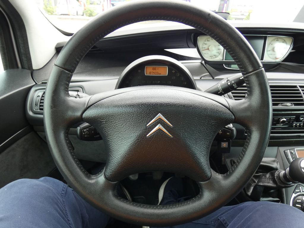 Citroën C8