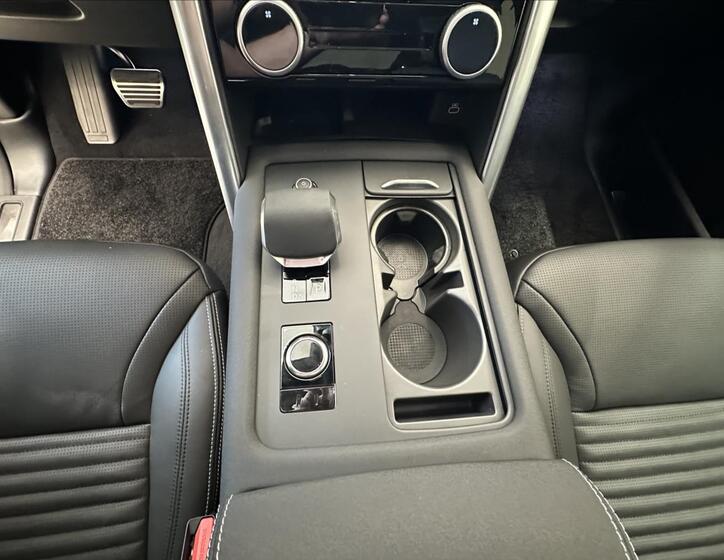 Land Rover Discovery 15