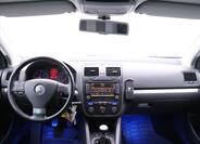 Volkswagen Golf 23