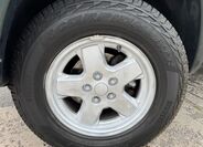 Jeep Cherokee 22