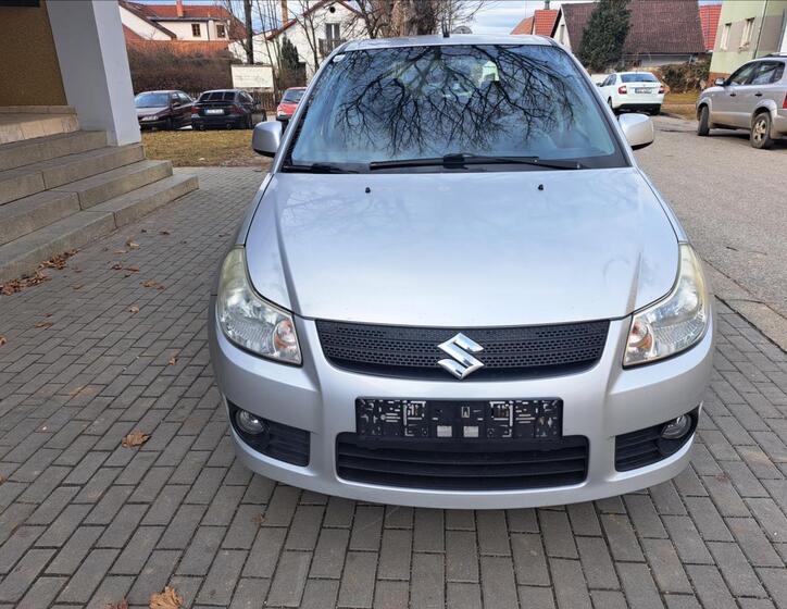 Suzuki SX4 2