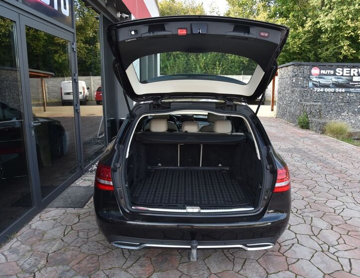 Mercedes-Benz Třídy C 40