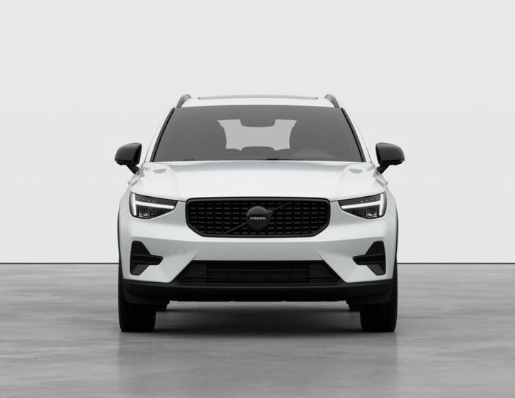 Volvo XC40 3