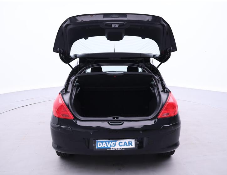 Peugeot 308 9