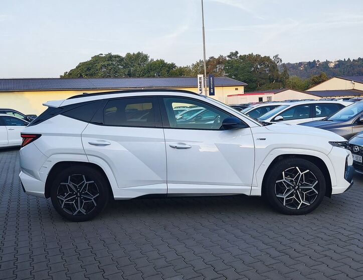 Hyundai Tucson 4