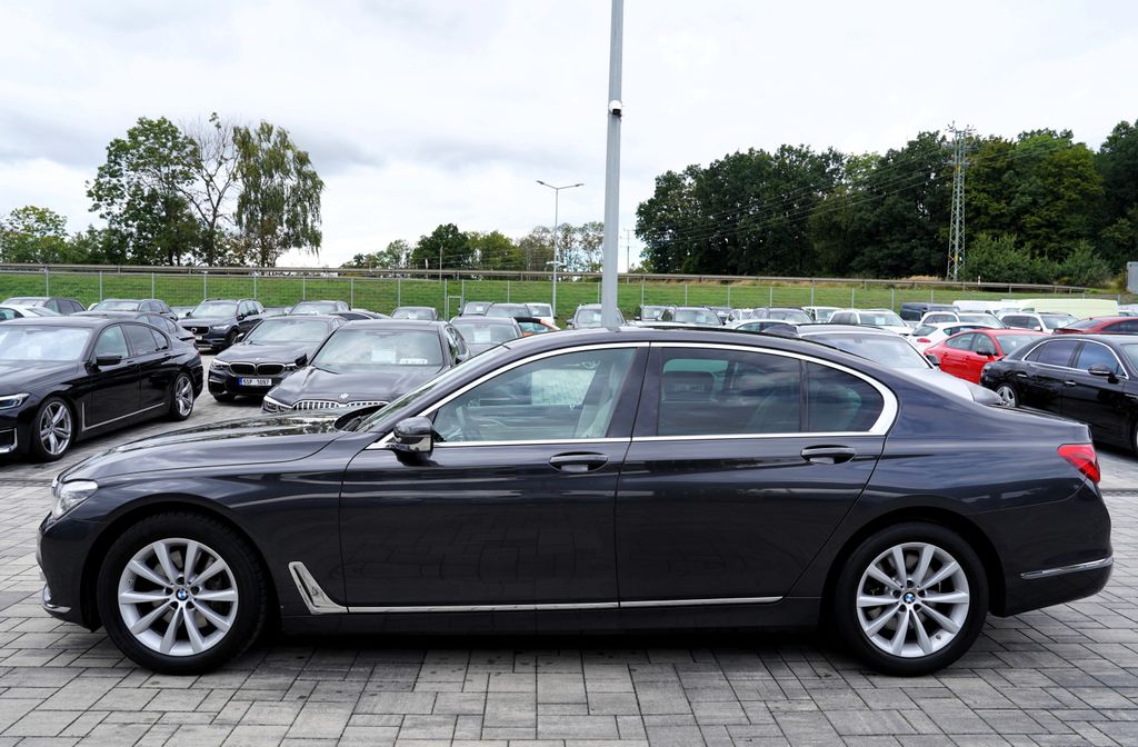 BMW Řada 7