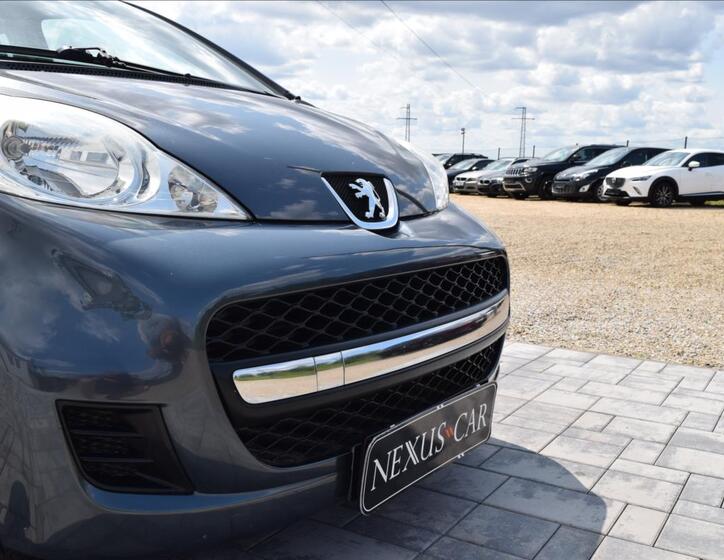 Peugeot 107 13
