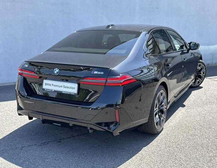 BMW i5 2