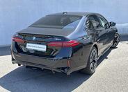 BMW i5 2